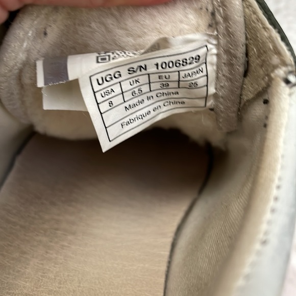 Ugg shoes - Picture 5 of 6